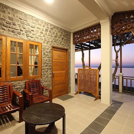 Salay River View Inn Sale Экстерьер фото